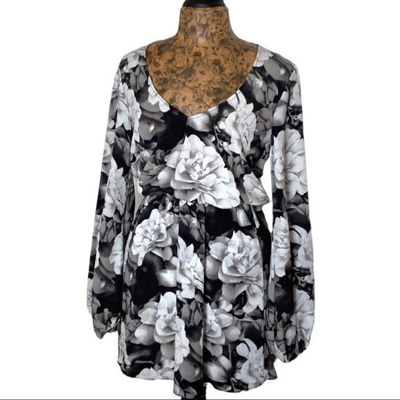 Show Me Your MuMu Rainey faux wrap floral print dress with keyhole back sz small - Picture 1 of 5
